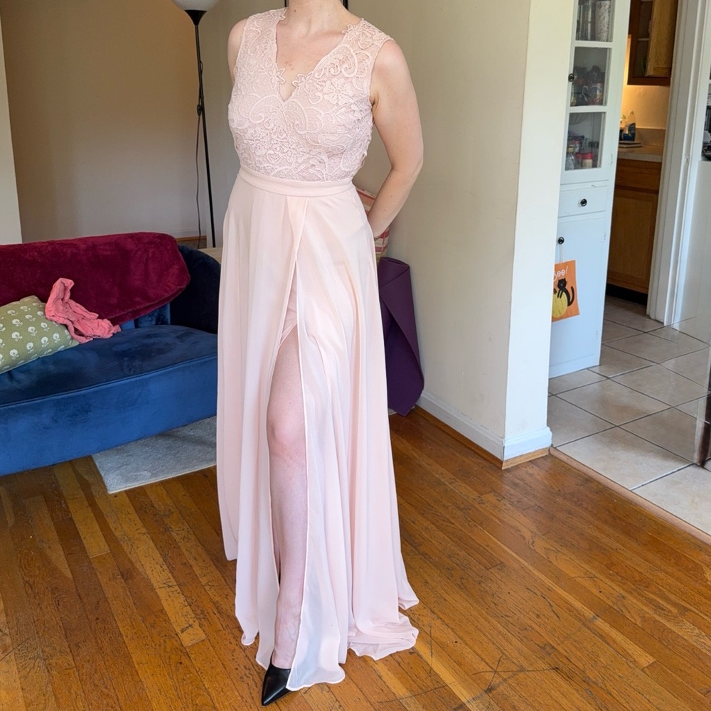 Elegant Pink Lace Evening Gown